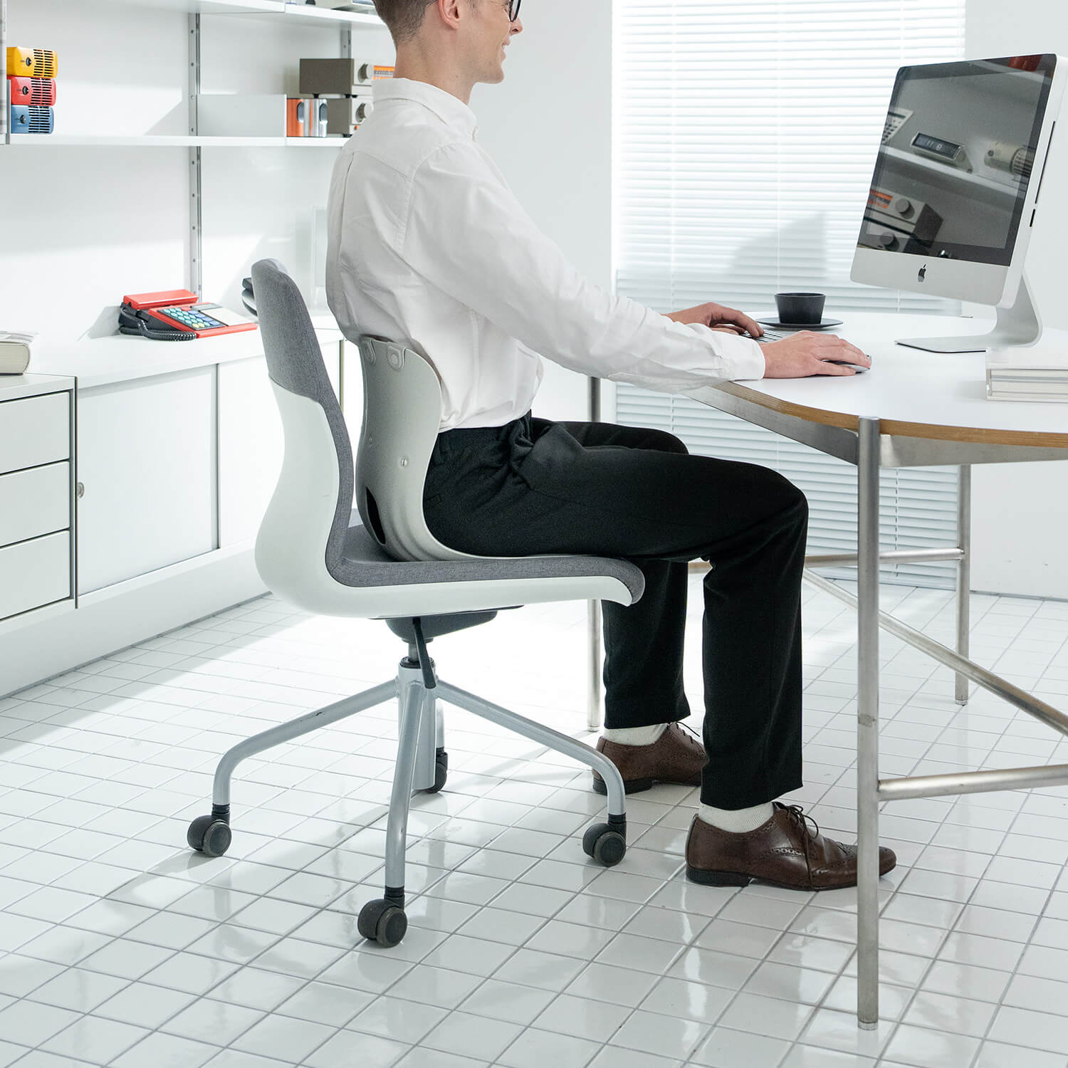 【送料無料】カーブルチェア　グランド